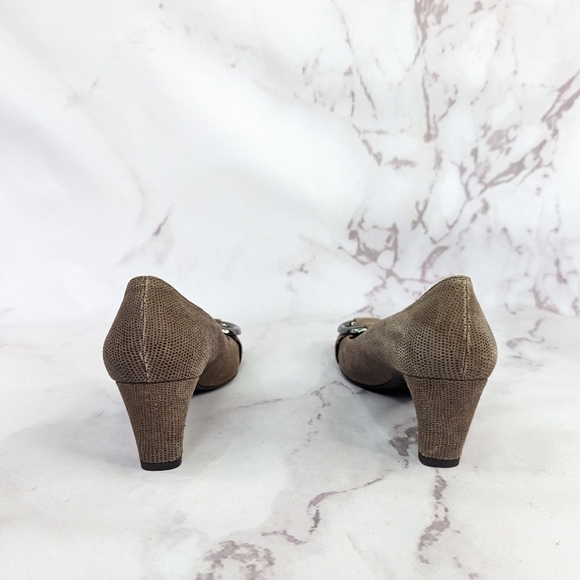 Stuart Weitzman 6.5 M Block Heel Pumps Women Tan Square Toe Buckle Snakeskin - Picture 4 of 11